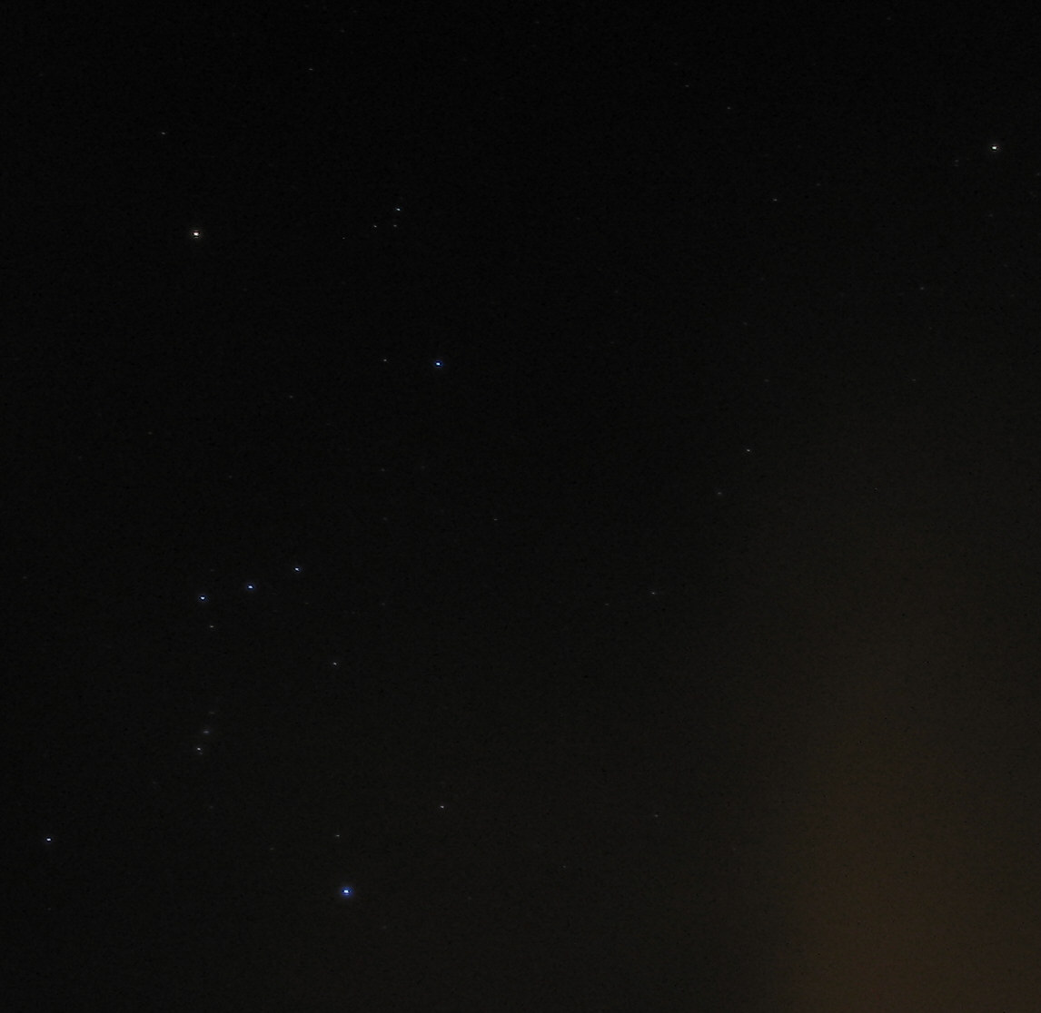 Orion-9-flirting-with-Phoenix-lights